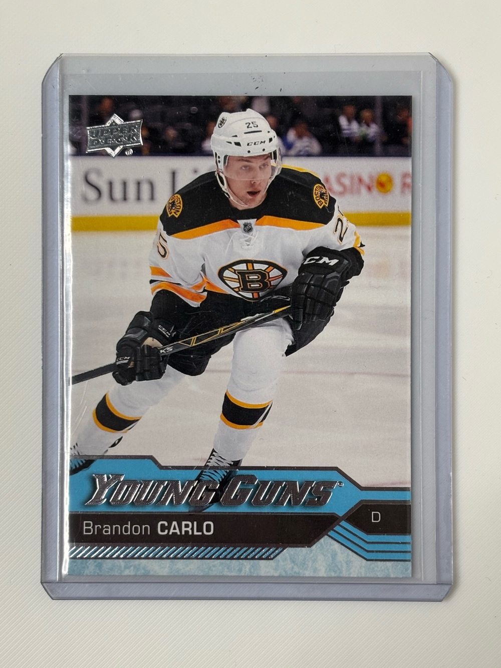 Brandon Carlo 2016-17 Upper Deck Young Guns Rookie RC #482 Bruins